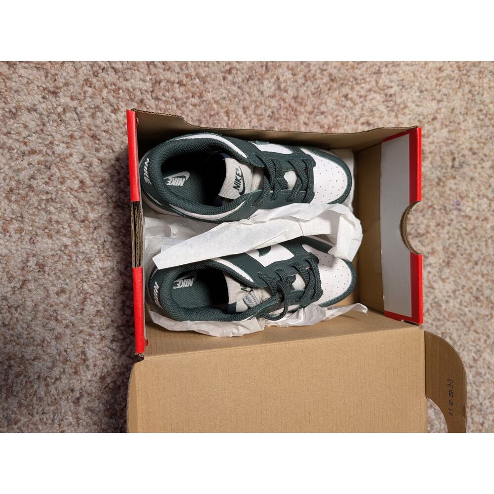 NIKE DUNK LOW (TDE) Kids/Toddler sneakers/shoes, size 9C, GREEN & WHITE - Picture 2 of 11